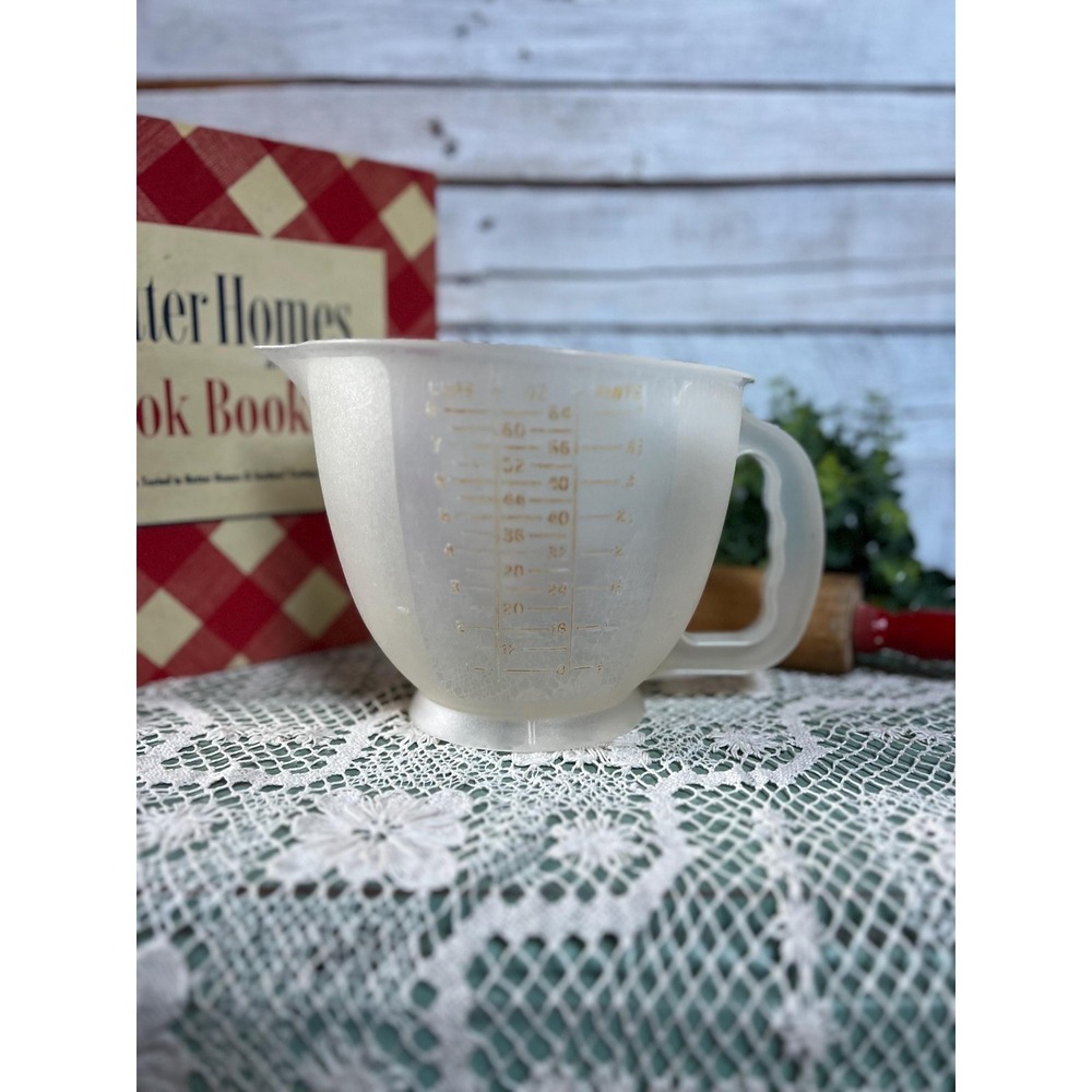 Vintage 1970s Tupperware 8 Cup Mix-N-Stor Clear Bowl 500-3